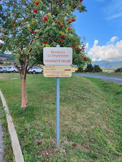 Appartement Cocooning Entierement Renove Лез Англ Екстериор снимка