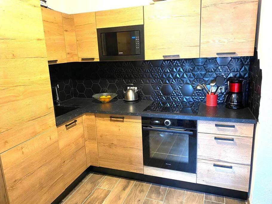Appartement Cocooning Entierement Renove Лез Англ Екстериор снимка